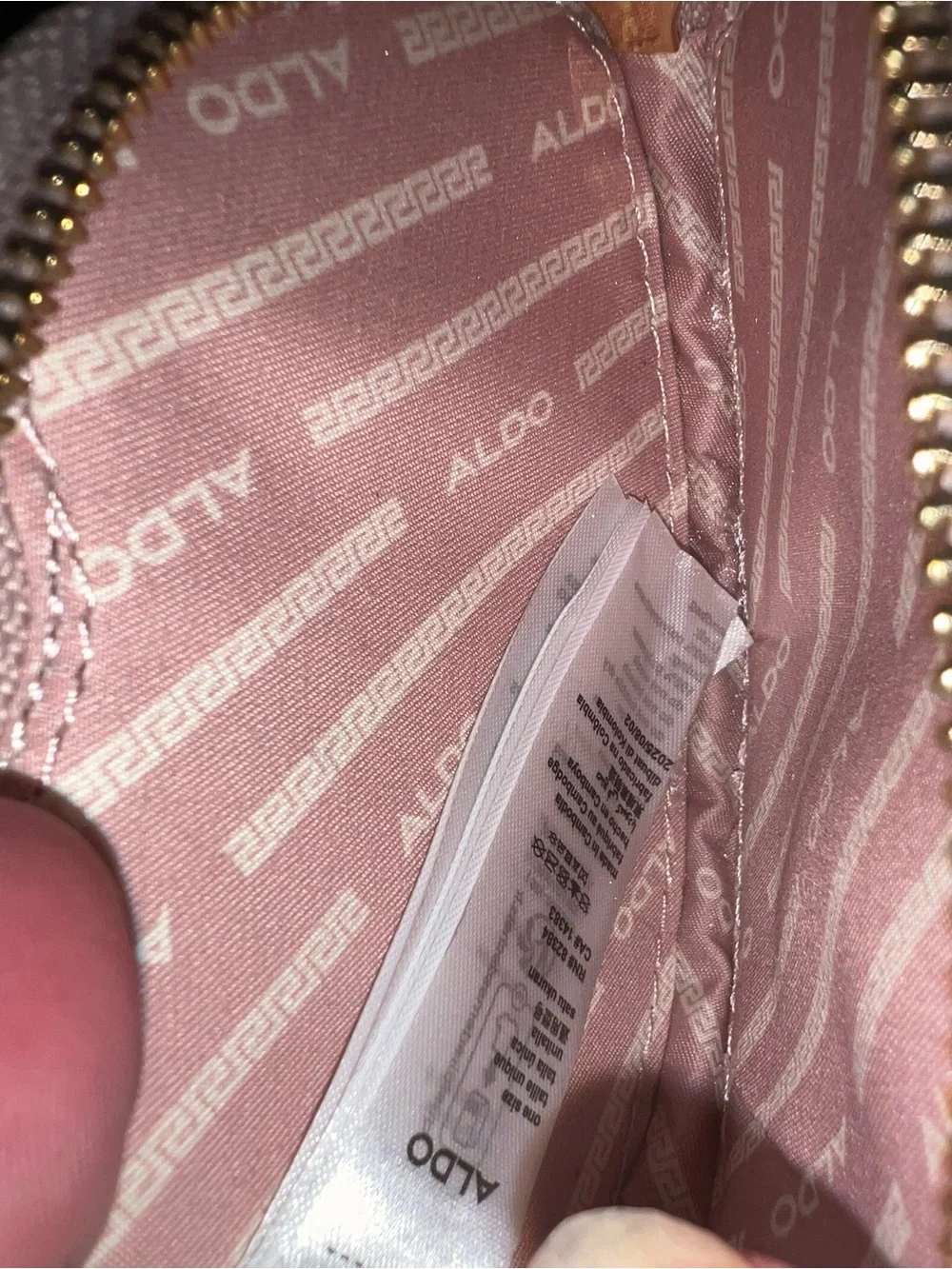 ALDO Light Pink/nude Lip-Shaped Coin Purse Keychain